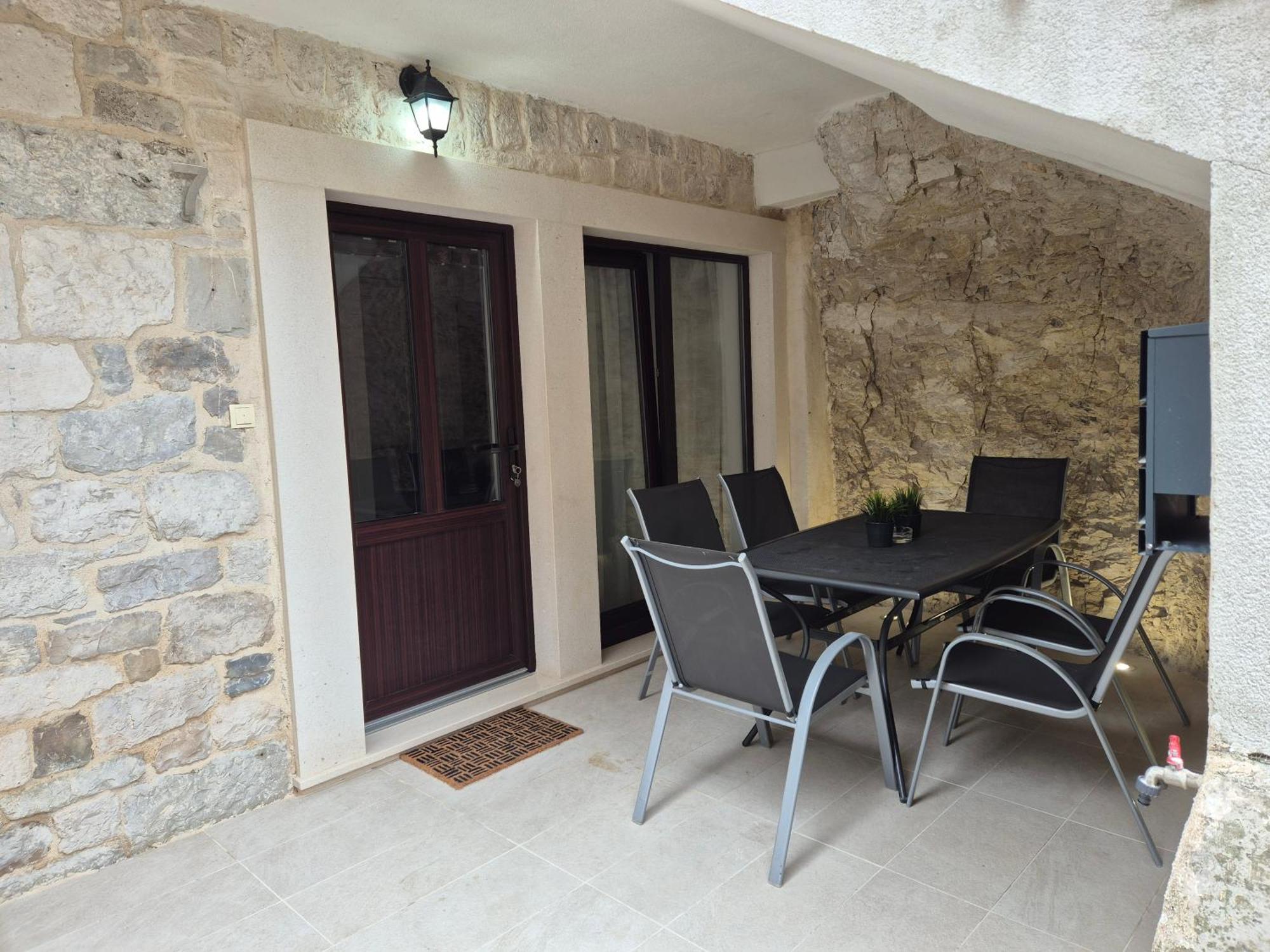 Apartment Rika Omiš Exteriér fotografie