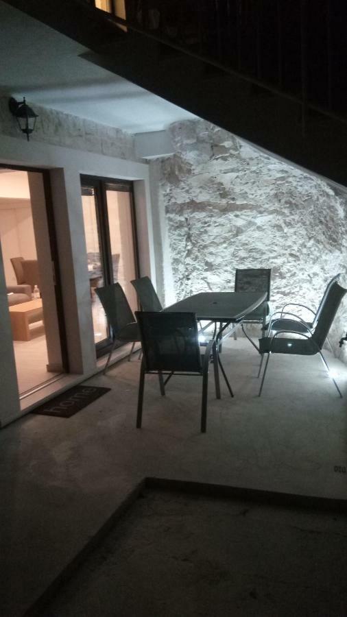Apartment Rika Omiš Exteriér fotografie